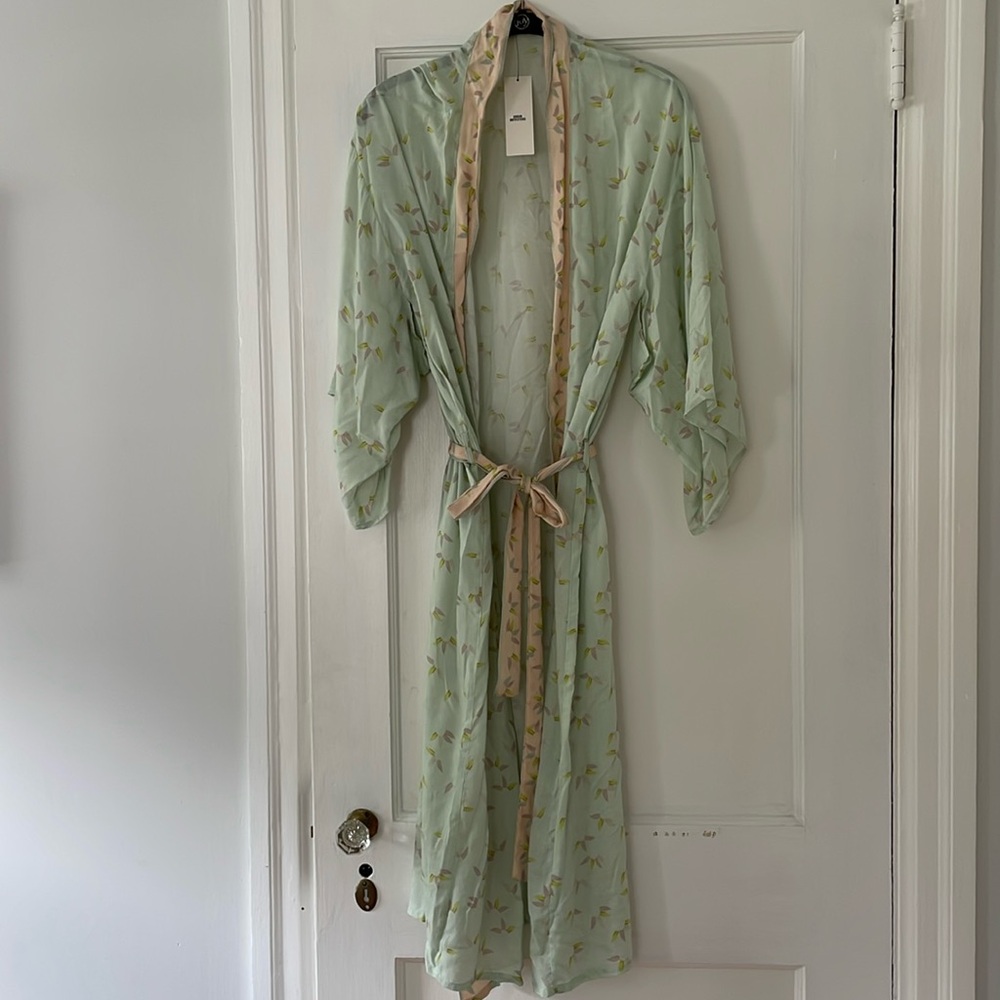 Light and beautiful robe